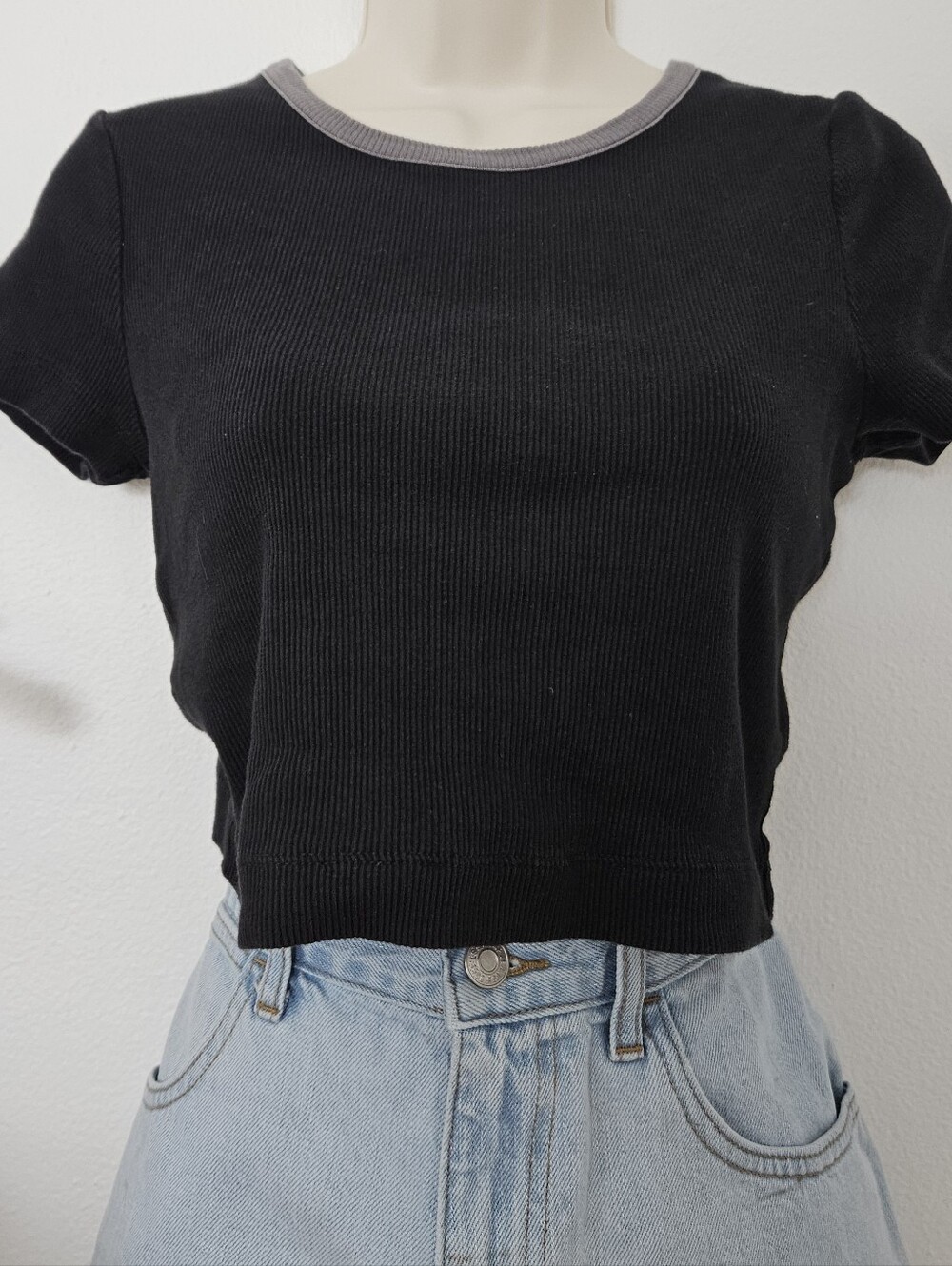uo bdg black grunge crop ringer tee 90s y2k boho goth crop indie urban baby top